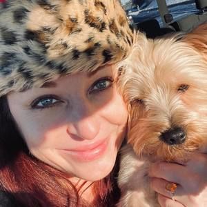 Meet your Posher, Joy